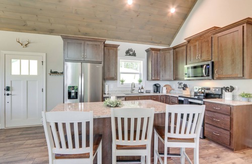 Blairsville Cabin | Cozy Blue Ridge Cabin: Game Room & Mountain Views