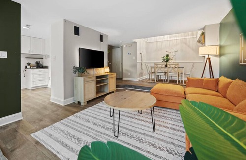 Montgomery Village House | Cozy Boho 3b3b | Playground
