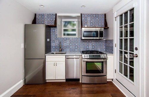 Dorchester House | Cozy Boston Escape | Near T