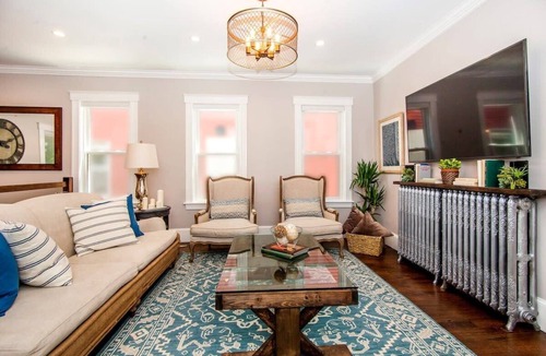 Dorchester House | Cozy Boston Escape | Near T