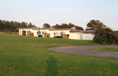 Middelfart Apartment | Cozy Brenderup Apartment on the beach