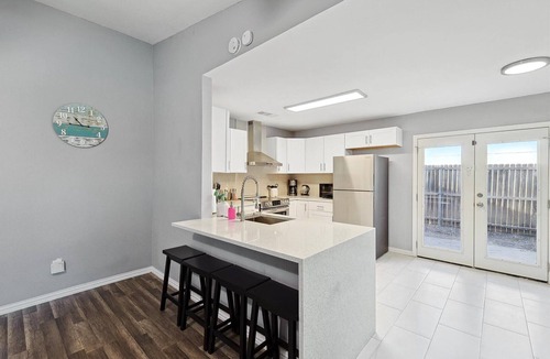 Mesquite House | Cozy & Bright, 4 Bedrooms, Pool, Mins to Attractions