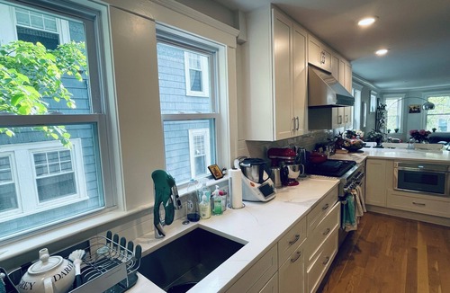 North Brookline Condo | Cozy Brookline Condo By Boston