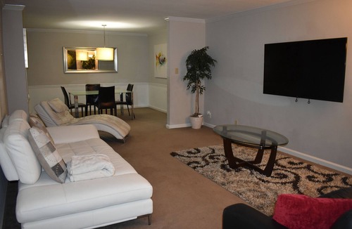 Brookhaven House | Cozy Buckhead Home