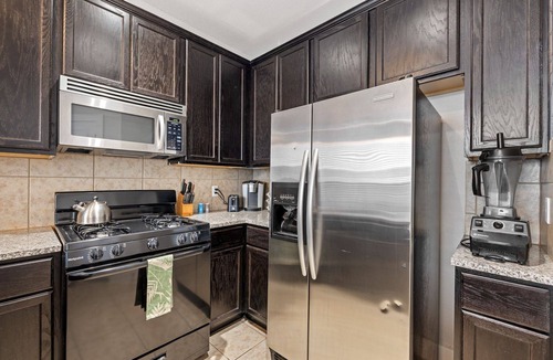 Georgetown House | Cozy & Budget Friendly 3BR with a Private Yard in Georgetown