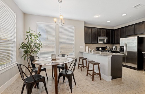 Georgetown House | Cozy & Budget Friendly 3BR with a Private Yard in Georgetown
