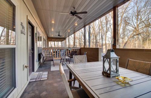 Bull Shoals House | Cozy Bull Shoals Condo Getaway ~ 1 Mi to Lake!