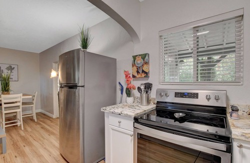 Las Vegas Apartment | Cozy Bungalow 3 Long Term Available