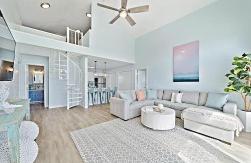 Isla Del Sol House | Cozy bungalow close to the beach with fire pit