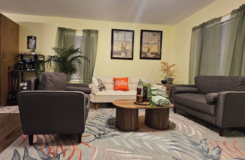 Mableton House | Cozy Bungalow Close to Truist Park & Downtown