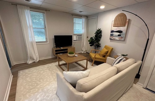 Fredonia Apartment | Cozy Bungalow Downtown