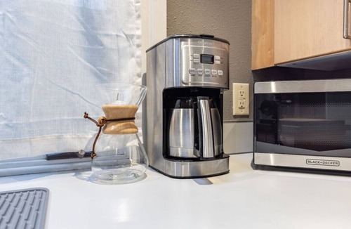 Minor House | Cozy Bungalow in Capitol Hill