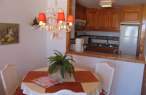 Gran Alacant House | Cozy Bungalow with Air Conditioning in Santa Pola