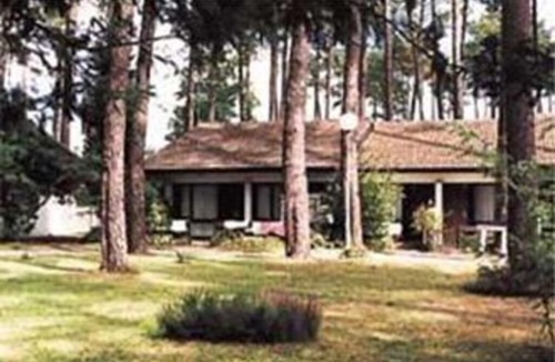 Lit-et-Mixe House | Cozy bungalow with a terrace located just 5 km from the lake