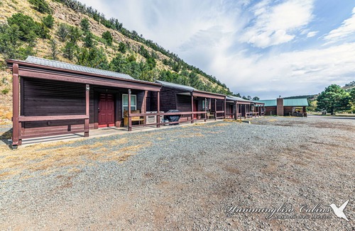 Alto House | Cozy Bungalow with HOT TUB & Pet Friendly!