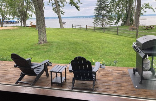Burt Lake Cottage | Cozy Burt Lake Waterfront Cottage