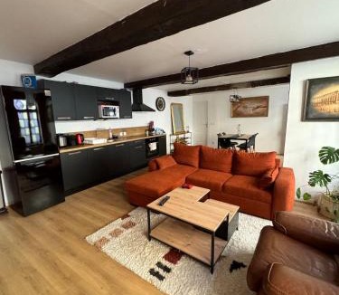 Valenciennes Apartment | Cozy - Cœur de Ville