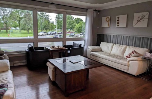 Saint-Jean-Sur-Richelieu House | Cozy Stay Near Base & Colleges