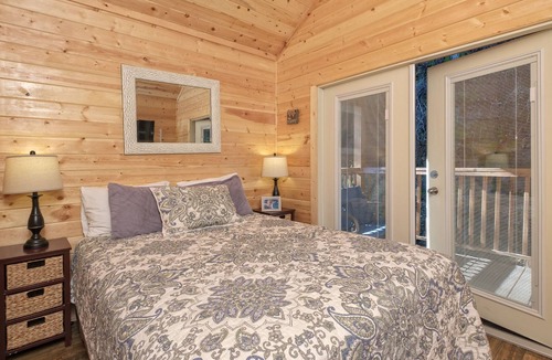 Carmel RV Rental | Cozy Cabin 1 - Big Sur