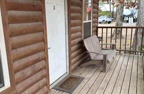Tichnor Cabin | Cozy Cabin #3 Near Lake Merrisach in Tichnor AR