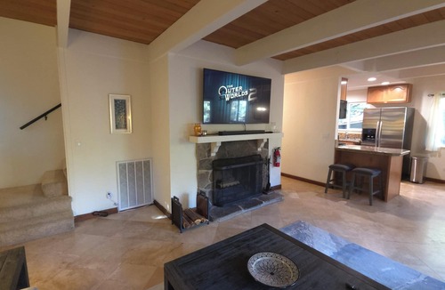 Tahoe Pines Cabin | Cozy Cabin at Tahoe: Direct Access to Natural Pond