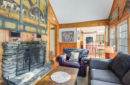 Stratton House | Cozy Cabin Between Stratton Resort & Mount Snow