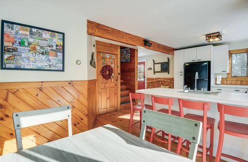 Stratton House | Cozy Cabin Between Stratton Resort & Mount Snow