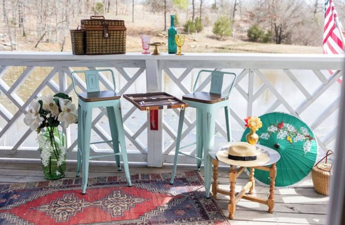 Creek County Cabin | Cozy Cabin, firepit, with 10 acres to roam, private pond and Dock, s’more’s