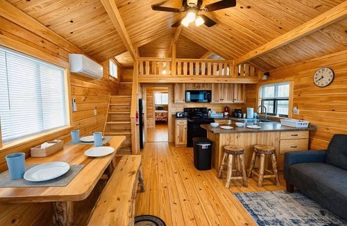 Hector Cabin | Cozy Cabin Hot Tub Wineries Sunset Views 1