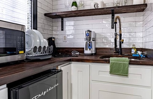 Temple Cabin | Cozy Cabin in a Rural setting #8