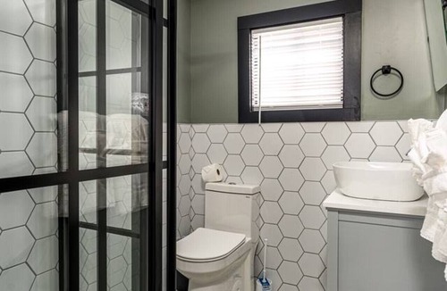 Temple Cabin | Cozy Cabin in a Rural setting #8