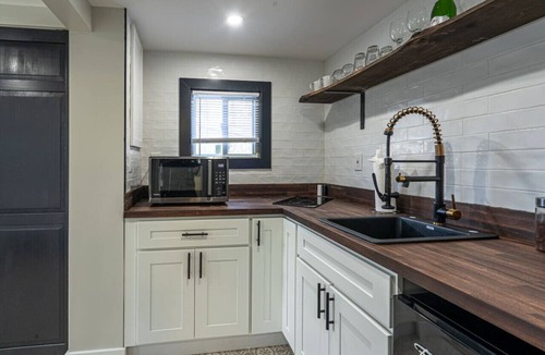 Temple Cabin | Cozy Cabin in a Rural setting-14