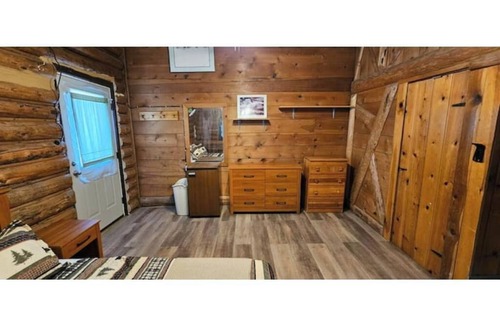 Cooke City-Silver Gate Cabin | Cozy Cabin in Cooke City