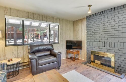 Greer House | Cozy Cabin in Greer Hike, Bike and Ski!