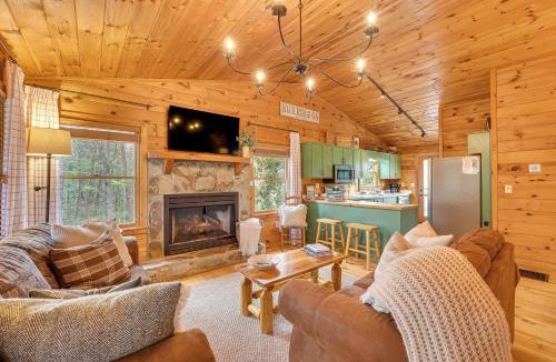 Blue Ridge House | Cozy Cabin in Private Location w/Hot Tub & Grill!
