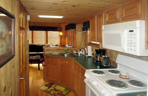 Inverness Cabin | Cozy Cabin in riverfront resort