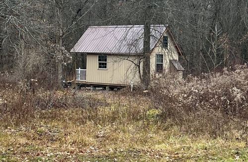 Slippery Rock Cabin | Cozy cabin in Slippery Rock with 100 acres of woods and very close to wolf Creek