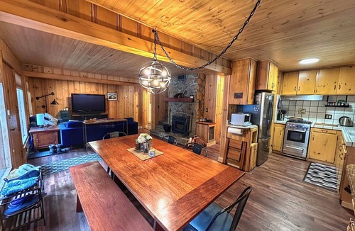 Strawberry Cabin | Cozy cabin in Strawberry