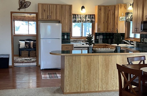 Four Corners Cabin | Cozy cabin in the beautiful Black Hills