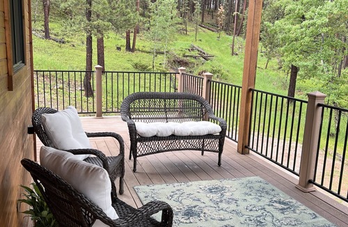 Four Corners Cabin | Cozy cabin in the beautiful Black Hills