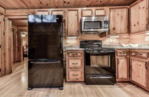 Mineral Bluff House | Cozy Cabin in The Woods