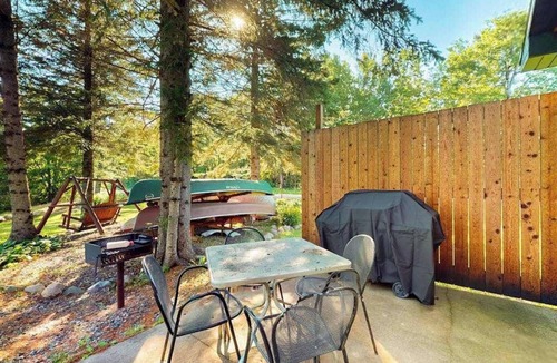 Mercer House | Cozy Cabin located on the Turtle Flambeau Flowage, great for all seasons!