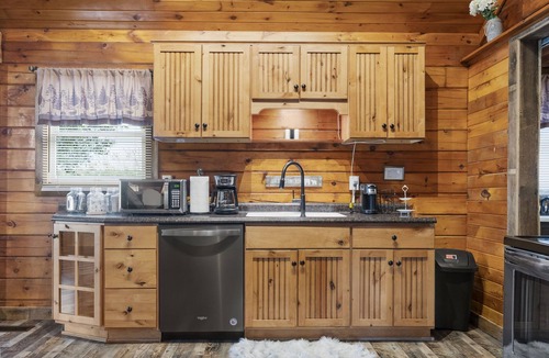 Milton Cabin | Cozy Cabin Madison Indiana