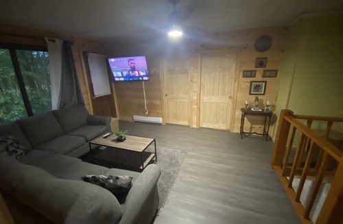 Killaloe Cabin | Cozy Cabin near Algonquin Park