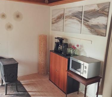 Nexo House | Cozy Cabin near Balka Beach with outdoor toilet and kitchen