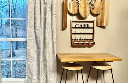 Cabot Cabin | Cozy CABIN on a PRIVATE LAKE in Cabot, AR
