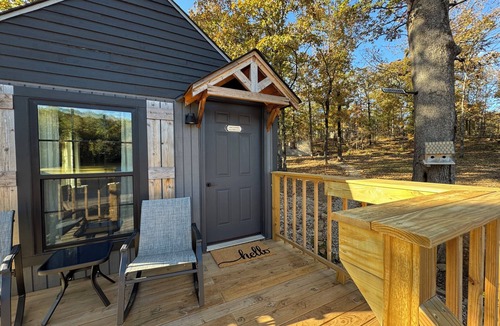 Cabot Cabin | Cozy CABIN on a PRIVATE LAKE in Cabot, AR