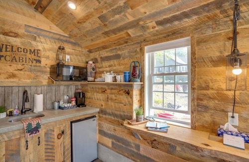 Averill Park Cabin | Cozy Cabin on Crooked Lake: Swim, Kayak & Explore!