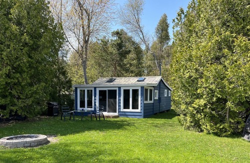 Brighton Cabin | Cozy Cabin on Lake Ontario near Brighton / Prince Edward County