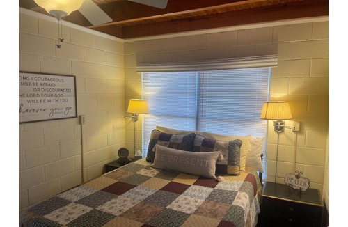 Llano County Cottage | Cozy Cabin on Lake Buchanan. Sleeps 4